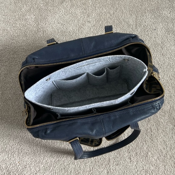 Vintage Fendi Lambskin Bag - Picture 4 of 16